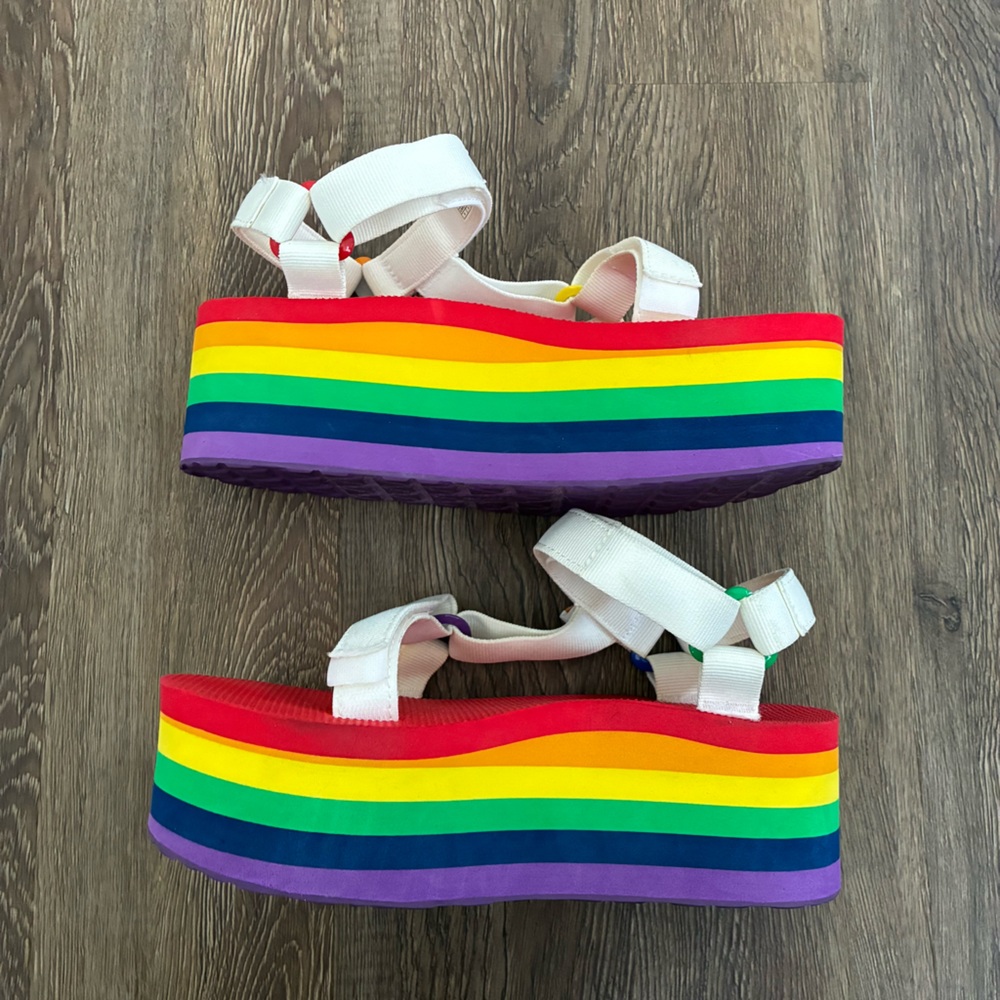 Teva Flatform Universal Rainbow Pride Sandals - Picture 10 of 16